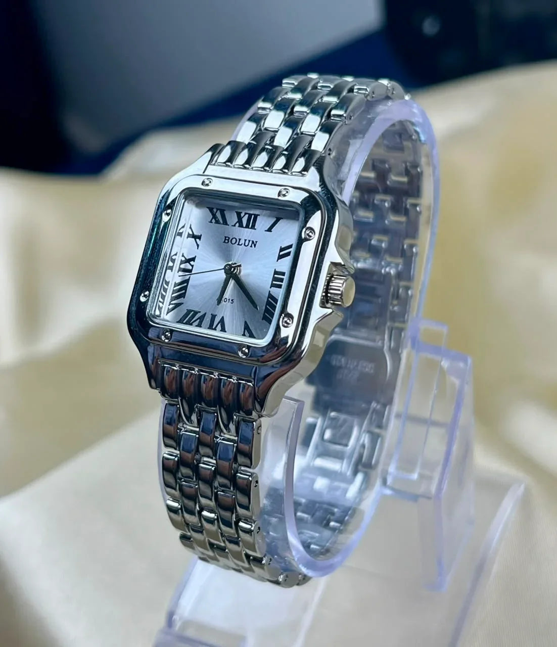 BOLUN Silver Tone Quartz Watch