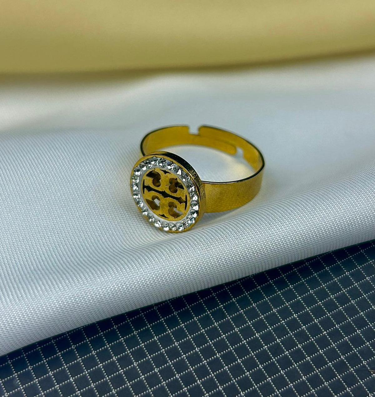 TB Ring
