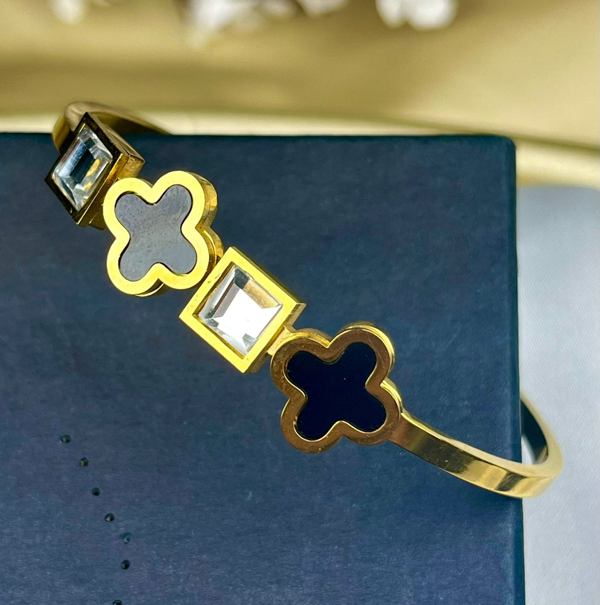 Trendy Black Clover Crystal Armlet