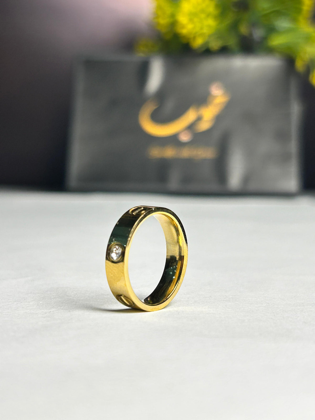 Car-tier Ring